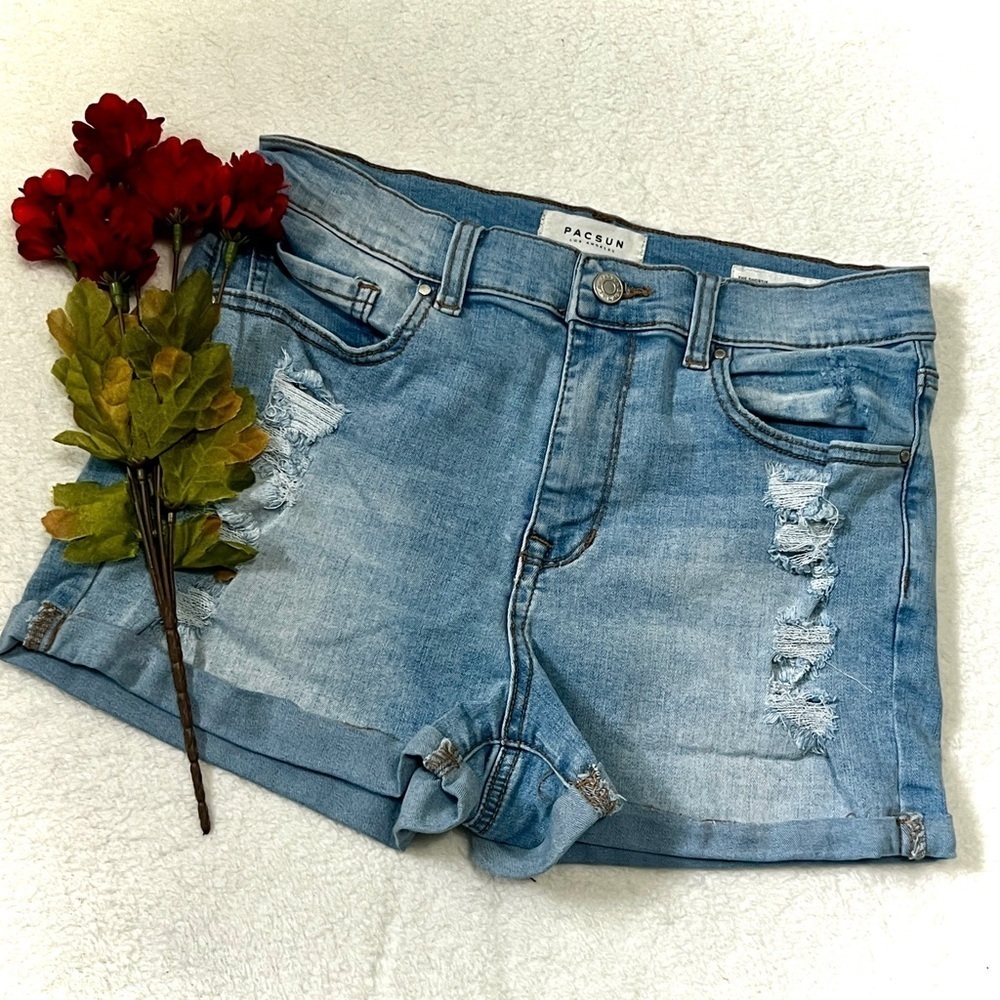 PACSUN 'The Shortie' Light Wash Distressed Jean Shorts - Size 28